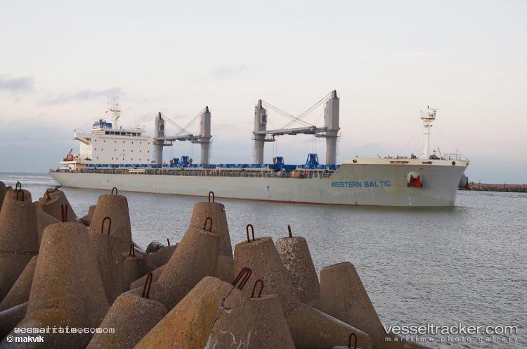 Cl-Contigo - Bulk Carrier vessel registered in Belgium