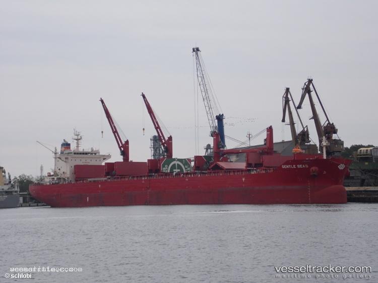 Gentle-Seas - Bulk Carrier vessel registered in Liberia
