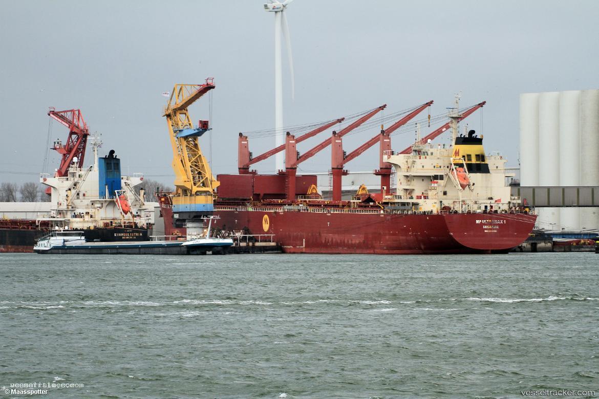 Mp-Ultramax-1 - Bulk Carrier vessel registered in Singapore