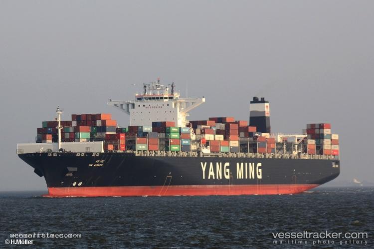 Ym-Worth - Container Ship