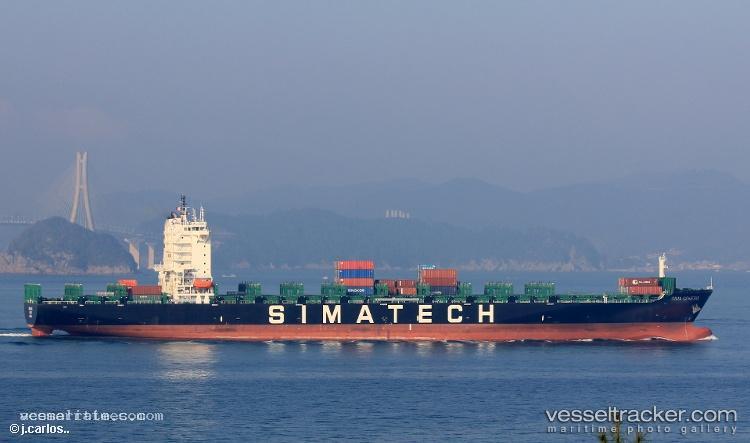 Gfs-Genesis - Container Ship vessel registered in Singapore