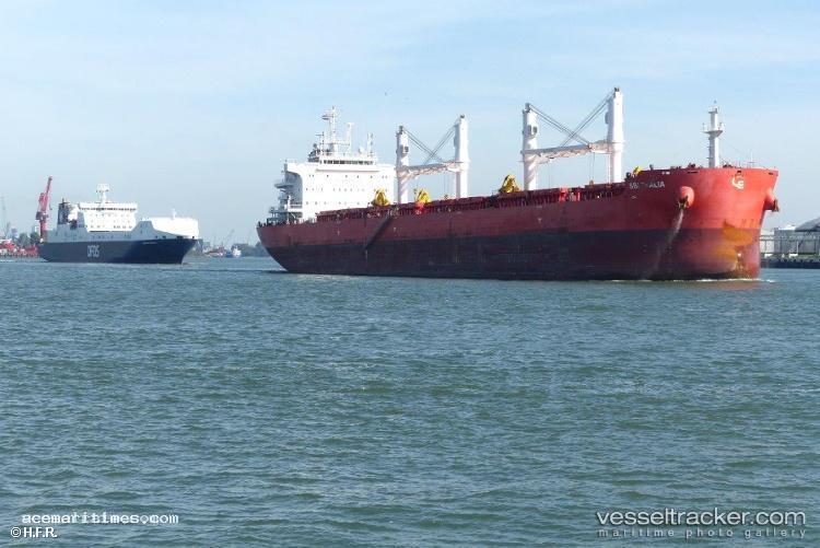 Bbg-Leader - Bulk Carrier vessel registered in Liberia
