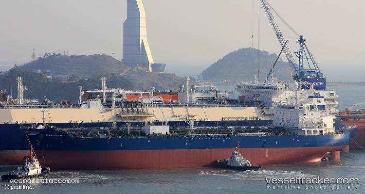 Elka-Breeze - Chemical Oil Products Tanker vessel registered in Liberia