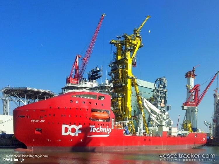 Skandi-Acu - Pipe Layer vessel registered in Norway