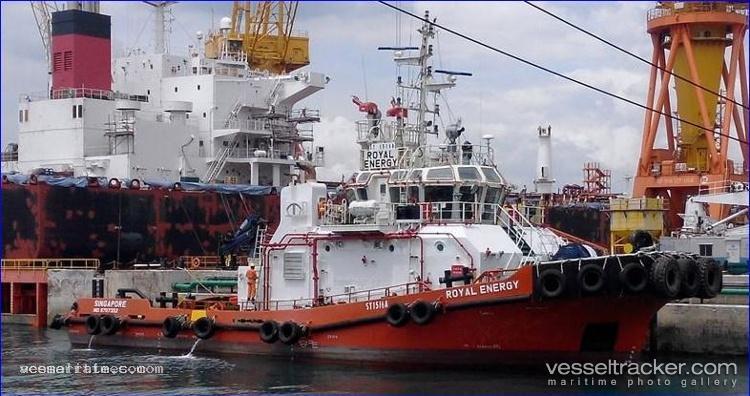 Royal-Energy - Tug vessel registered in Singapore
