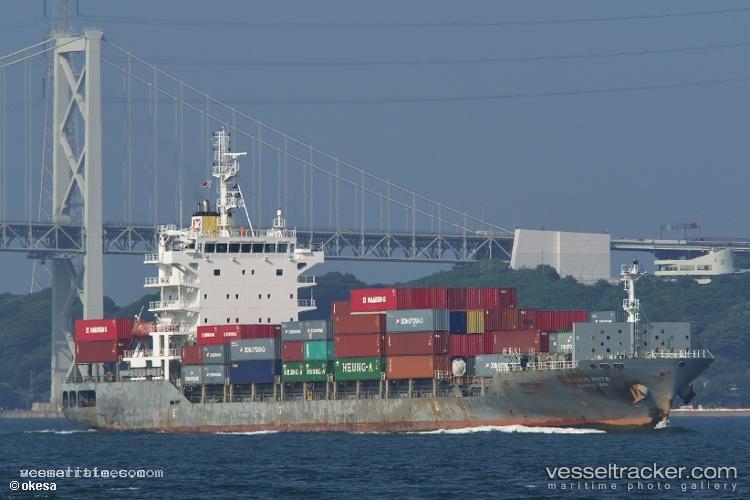Pegasus-Peta - Container Ship vessel registered in South Korea