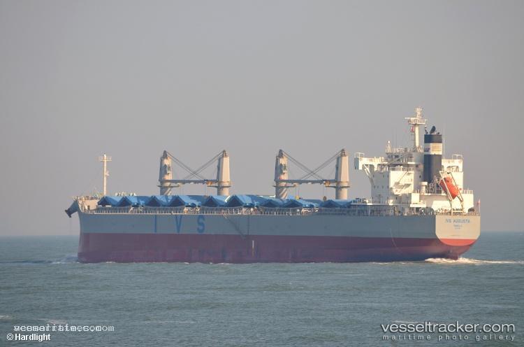 Morning-Train - Bulk Carrier vessel registered in Liberia