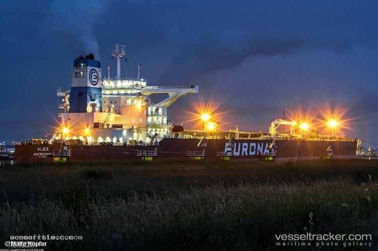Front-Clyde - Crude Oil Tanker vessel registered in Marshall Islands