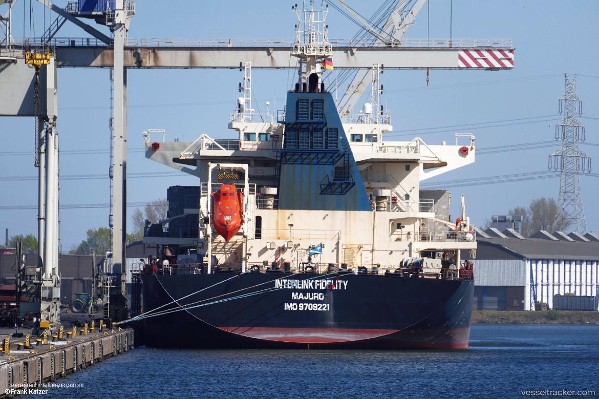 Mai-Tai - Bulk Carrier vessel registered in Liberia