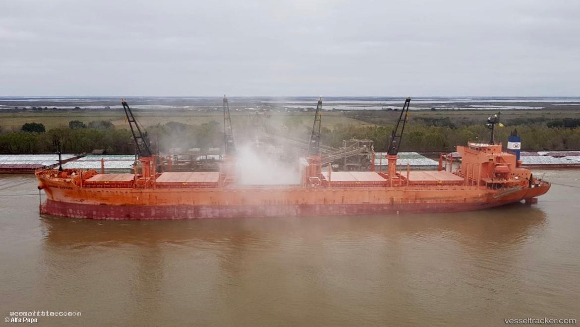 Daiwan-Justice - Bulk Carrier vessel registered in Panama