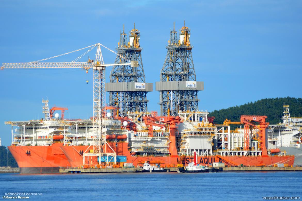 Deepwater-Aquila - Drilling Ship vessel registered in Marshall Islands
