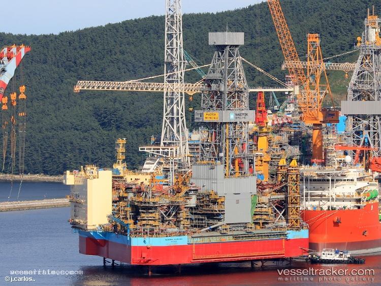 Noble-Invincible - Drilling Ship vessel registered in Marshall Islands