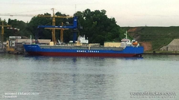 Tonasa-Line-Xviii - Cement Carrier vessel registered in Indonesia