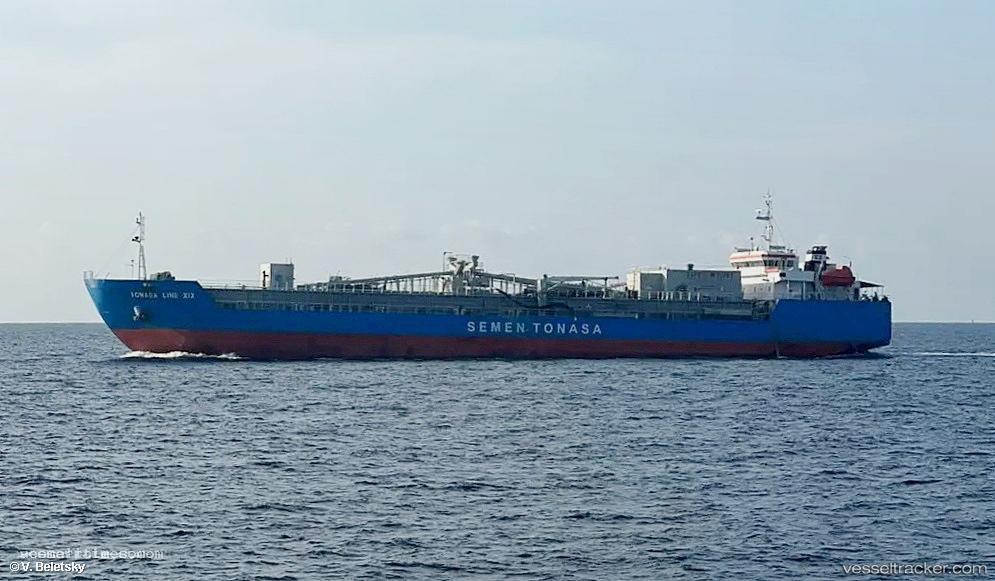 Tonasa-Line-Xix - Cement Carrier