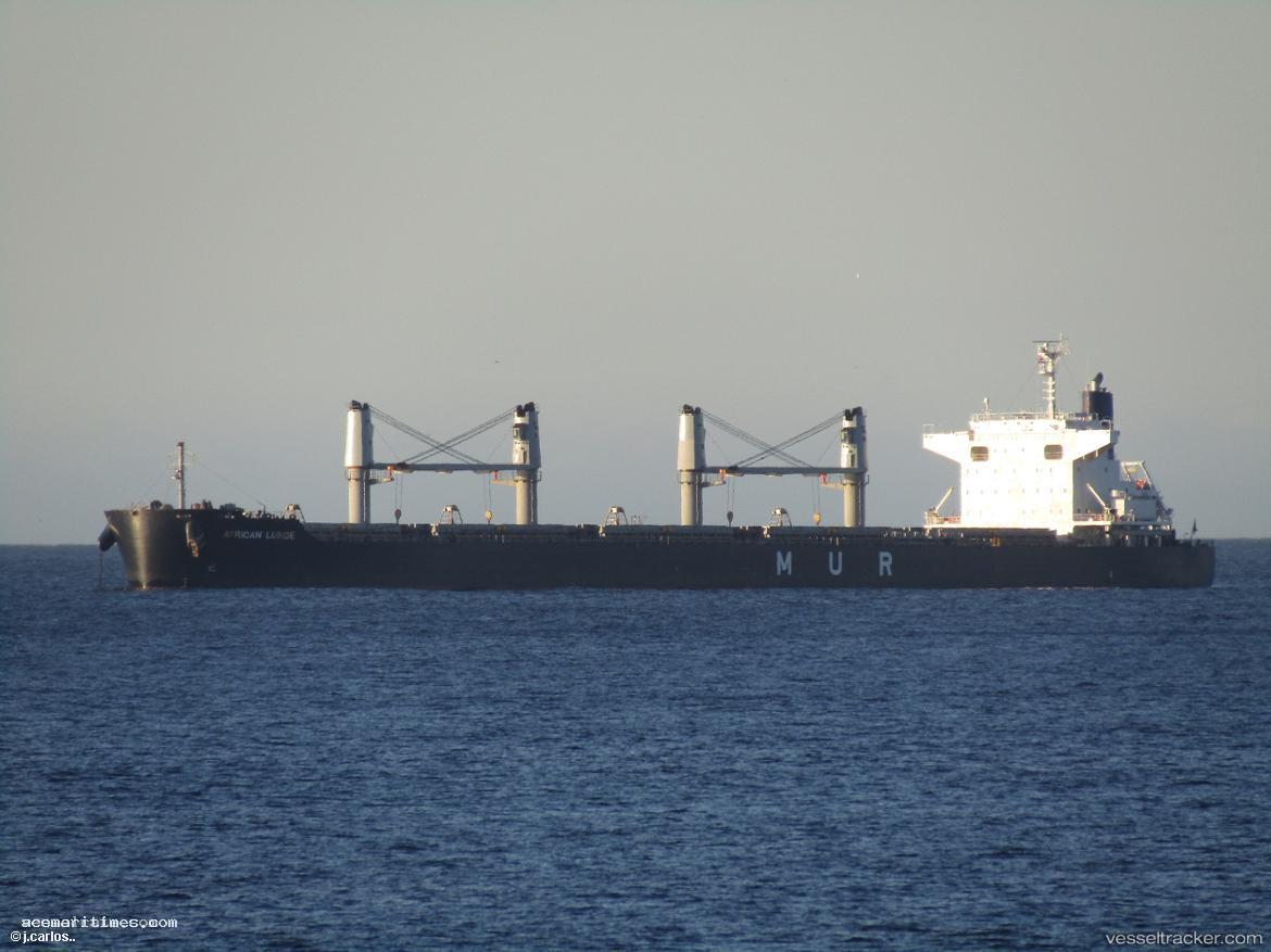 African-Lunde - Bulk Carrier vessel registered in Bahamas