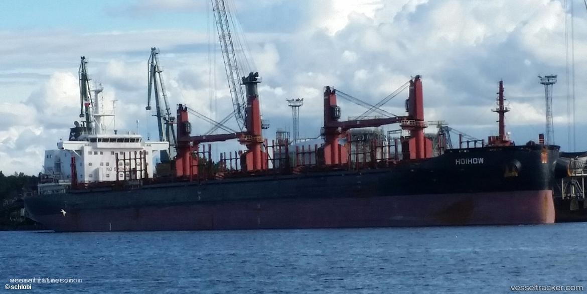 Hoihow - Bulk Carrier vessel registered in Singapore
