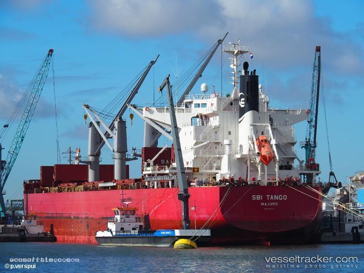 Ruby - Bulk Carrier vessel registered in Marshall Islands