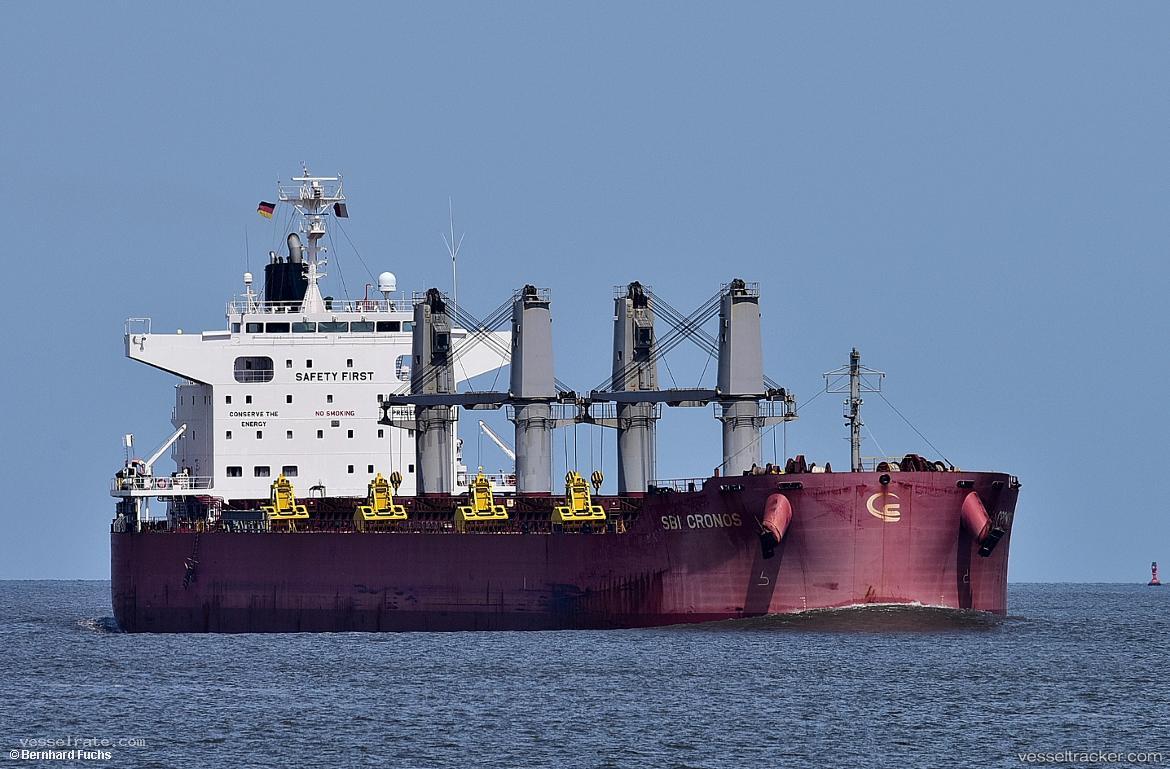 Astro-Grumium - Bulk Carrier vessel registered in Marshall Islands