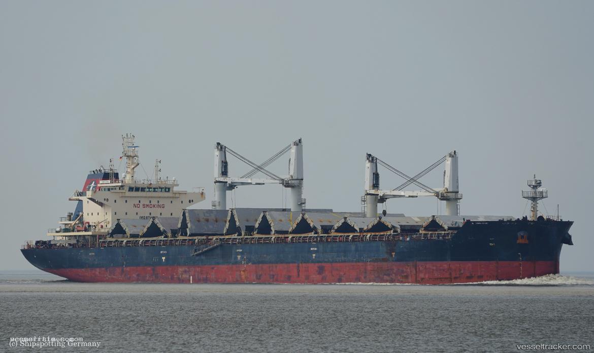 Tomini-Levant - Bulk Carrier vessel registered in Marshall Islands