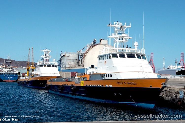 Molly-R-Mccall - Offshore Tug Supply Ship vessel registered in Marshall Islands