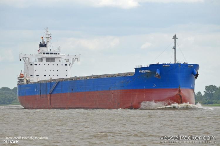 Presinge - Bulk Carrier vessel registered in Marshall Islands