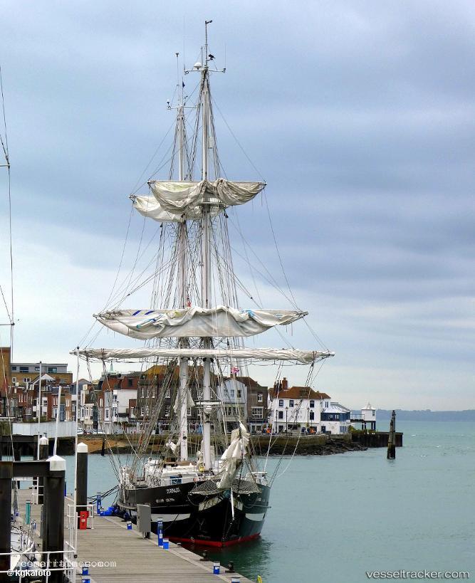 Ts-Royalist - Cruise Ship vessel registered in United Kingdom