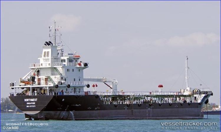 Sea-Prosperity - Oil Products Tanker vessel registered in Singapore