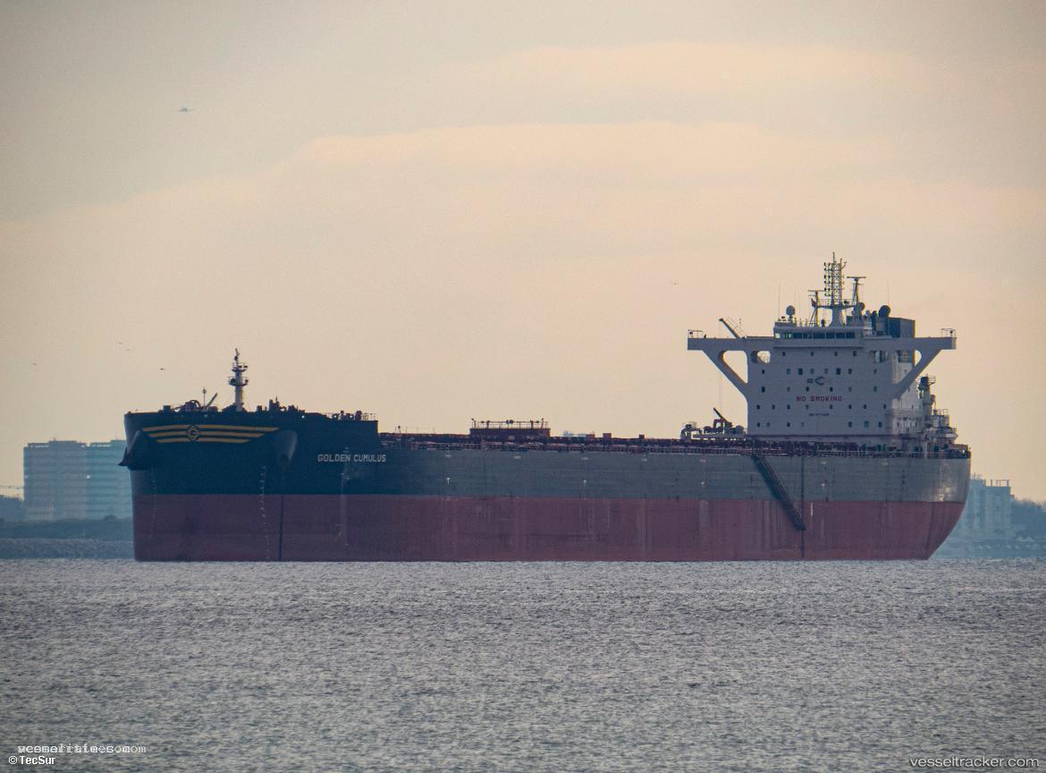 Golden-Cumulus - Bulk Carrier vessel registered in Marshall Islands