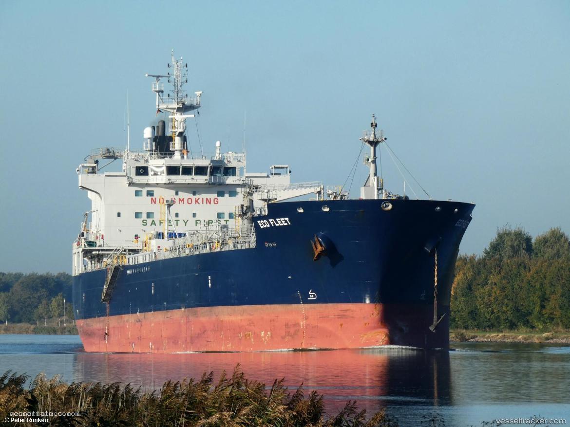 Valdarno - Chemical Oil Products Tanker vessel registered in Italy