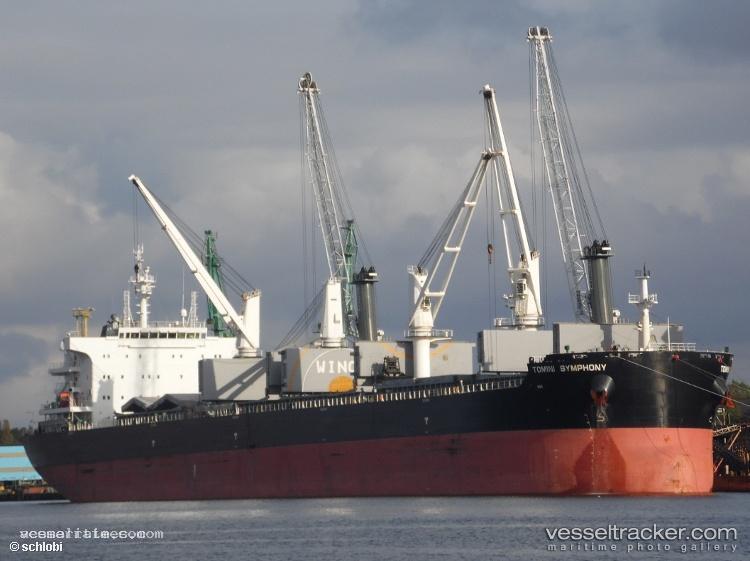 Tomini-Symphony - Bulk Carrier vessel registered in Marshall Islands