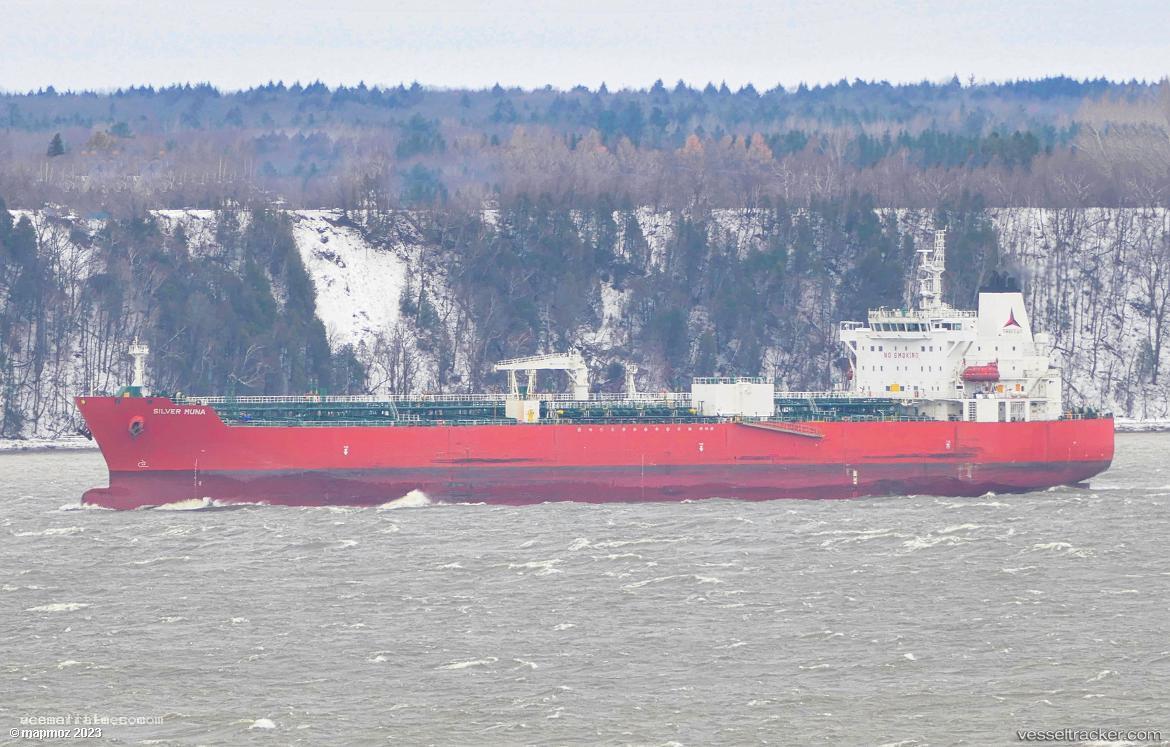 Silver-Muna - Chemical Oil Products Tanker vessel registered in Hong Kong
