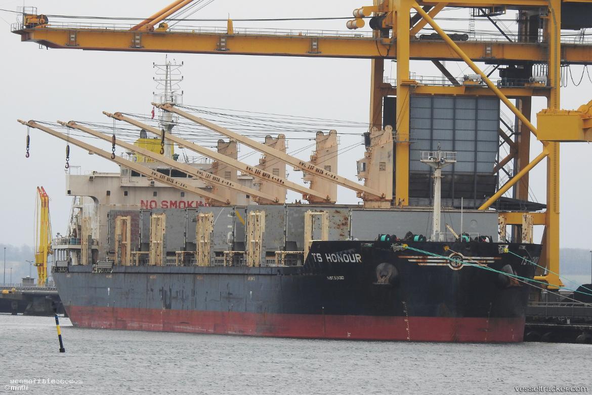 Ts-Honour - Bulk Carrier vessel registered in Marshall Islands