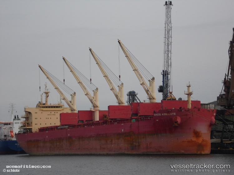 Beauty-Lily - Bulk Carrier vessel registered in Marshall Islands