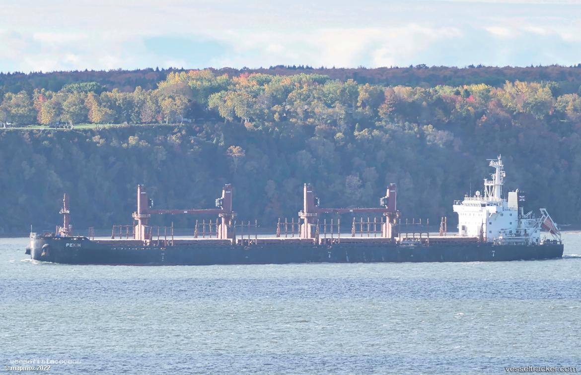 Pekin - Bulk Carrier vessel registered in Hong Kong