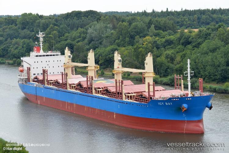 Icy-Bay - Bulk Carrier vessel registered in Panama