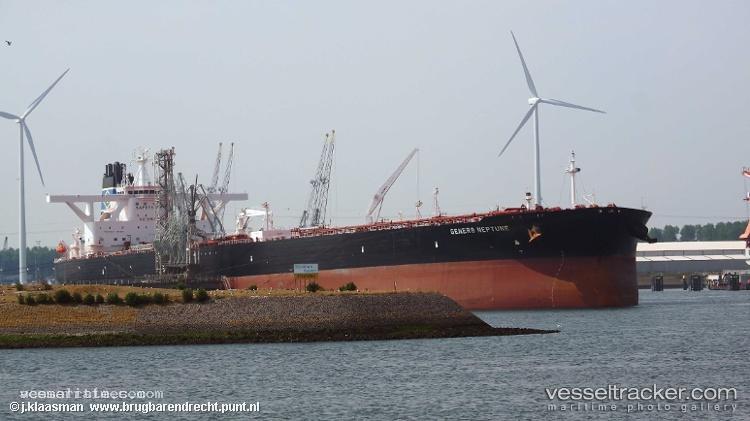Front-Dee - Crude Oil Tanker vessel registered in Liberia