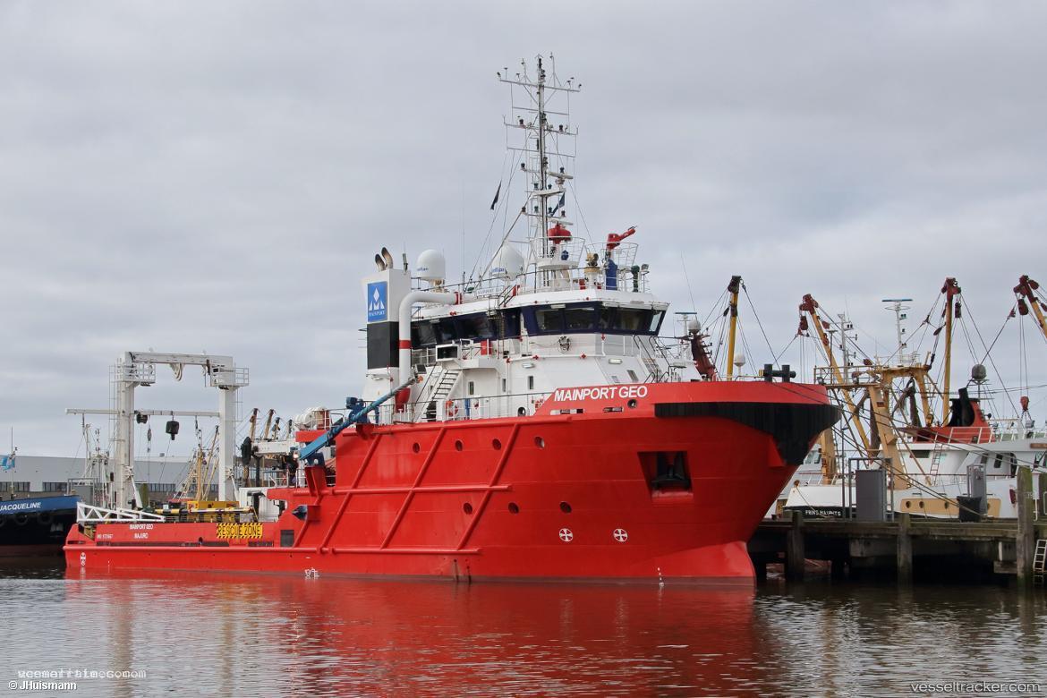 Mainport-Geo - Offshore Tug Supply Ship vessel registered in Marshall Islands