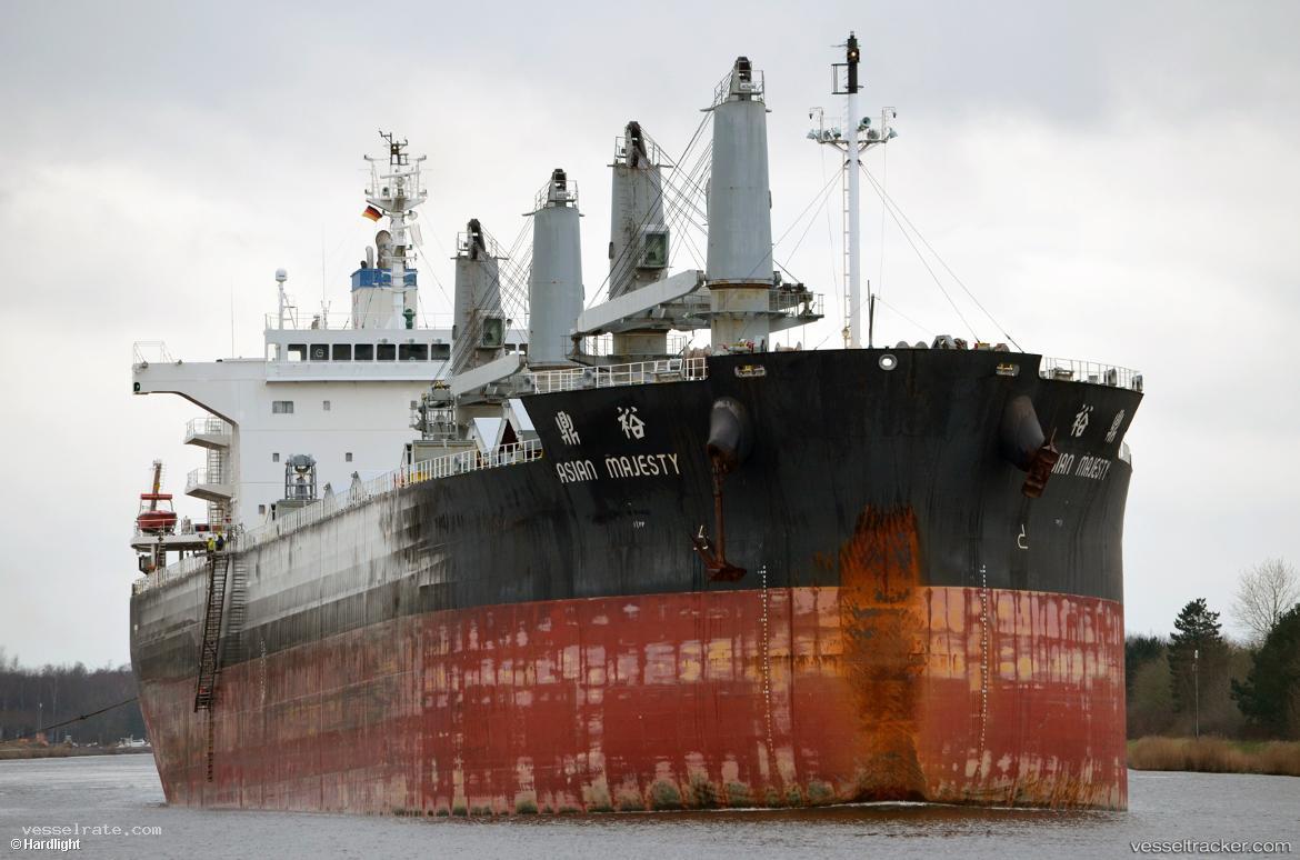 Asian-Majesty - Bulk Carrier vessel registered in Singapore