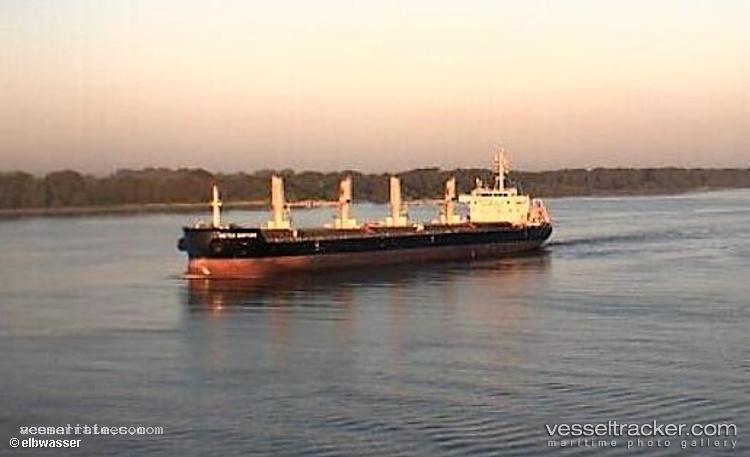 Interlink-Priority - Bulk Carrier vessel registered in Marshall Islands