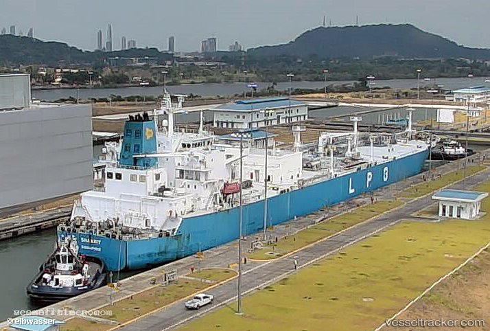 Shaamit - Lpg Tanker vessel registered in Singapore