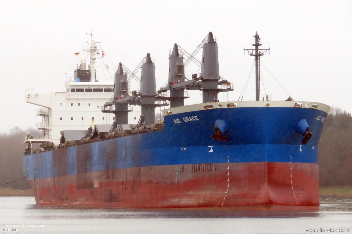 Grace-Harmony - Bulk Carrier vessel registered in Singapore