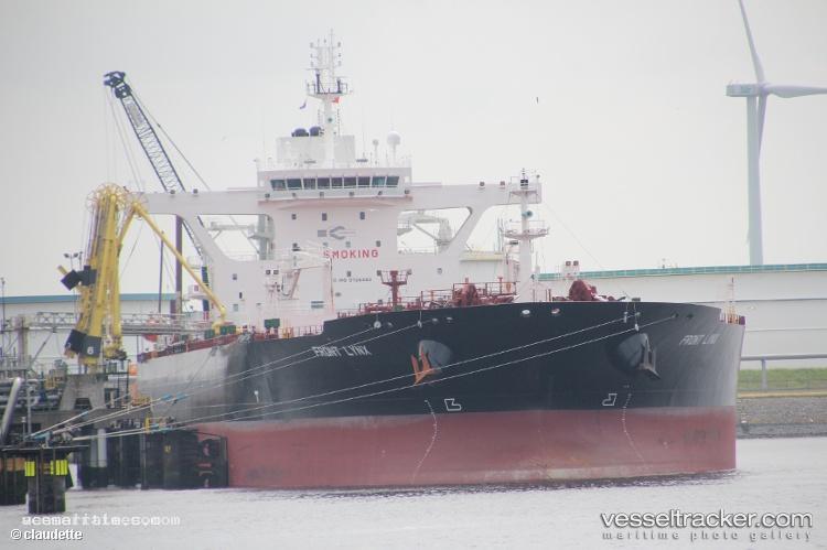 Front-Lynx - Crude Oil Tanker vessel registered in Marshall Islands