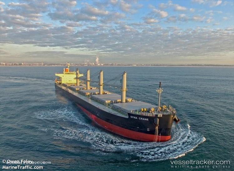 Dyna-Crane - Bulk Carrier vessel registered in Japan