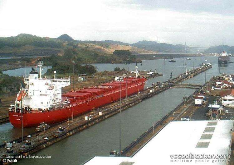Nordic-Oasis - Bulk Carrier vessel registered in Marshall Islands