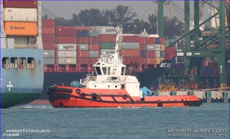 Reliant-Cs01 - Tug vessel registered in Singapore