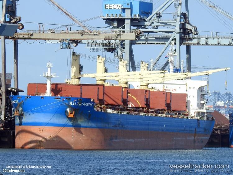 Balticmantis - Bulk Carrier vessel registered in Marshall Islands