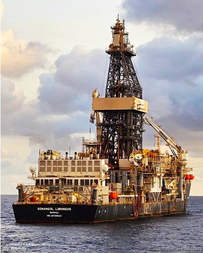 Sonangol-Libongos - Drilling Ship vessel registered in Bahamas
