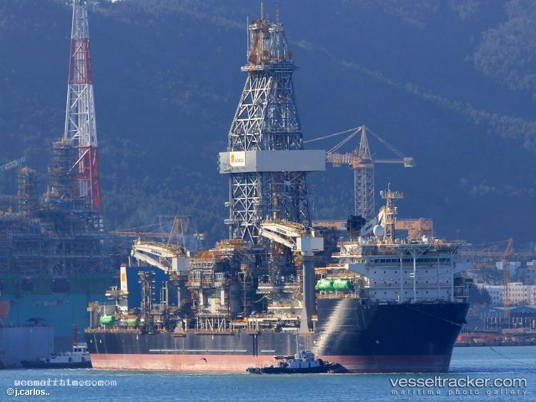 Sonangol-Quenguela - Drilling Ship vessel registered in Bahamas