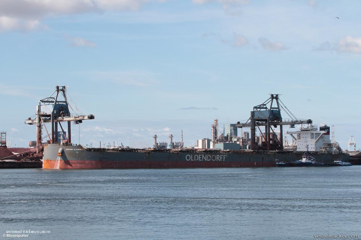 Global-Adventure - Bulk Carrier vessel registered in Liberia
