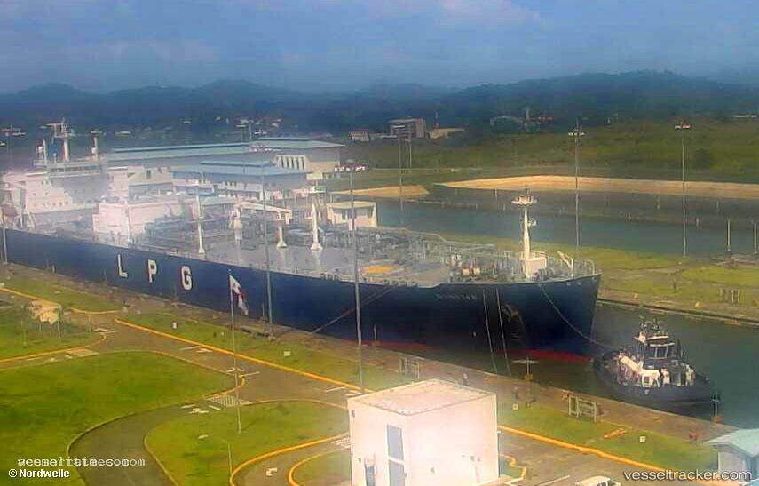 Sunstar - Lpg Tanker vessel registered in Singapore